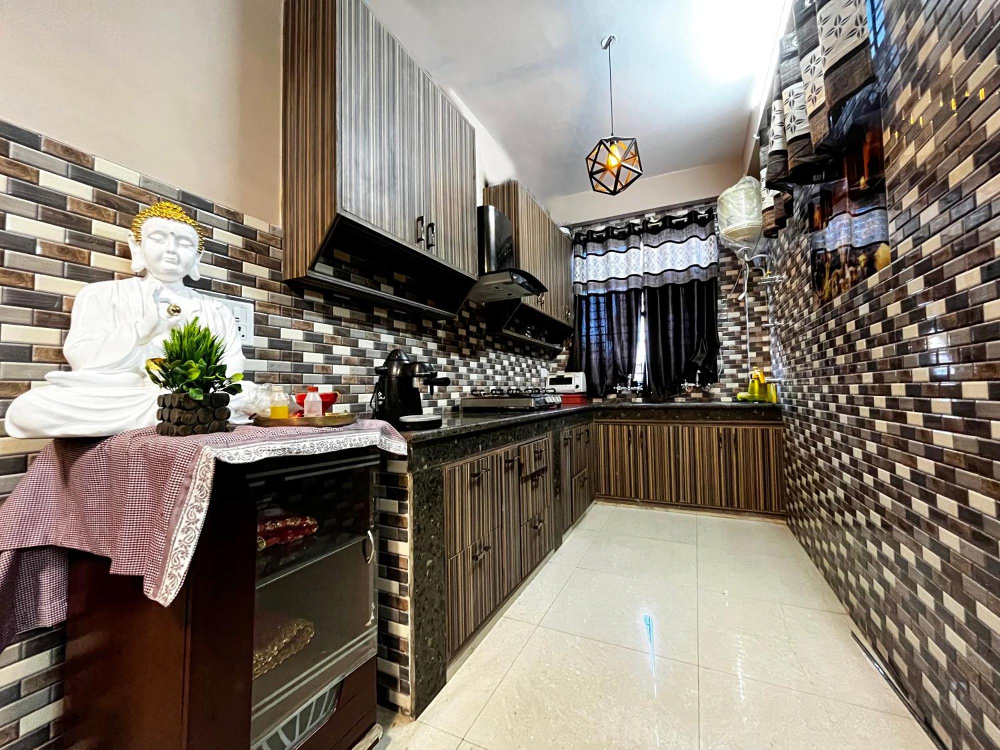 Puri'S Bnb Shimla Eksteriør billede