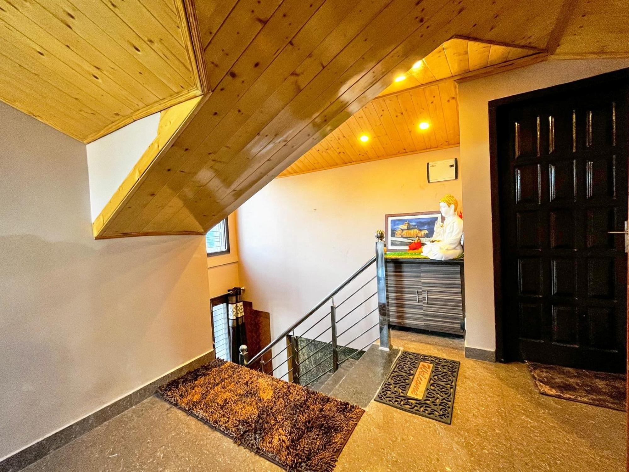 Puri'S Bnb Shimla Eksteriør billede
