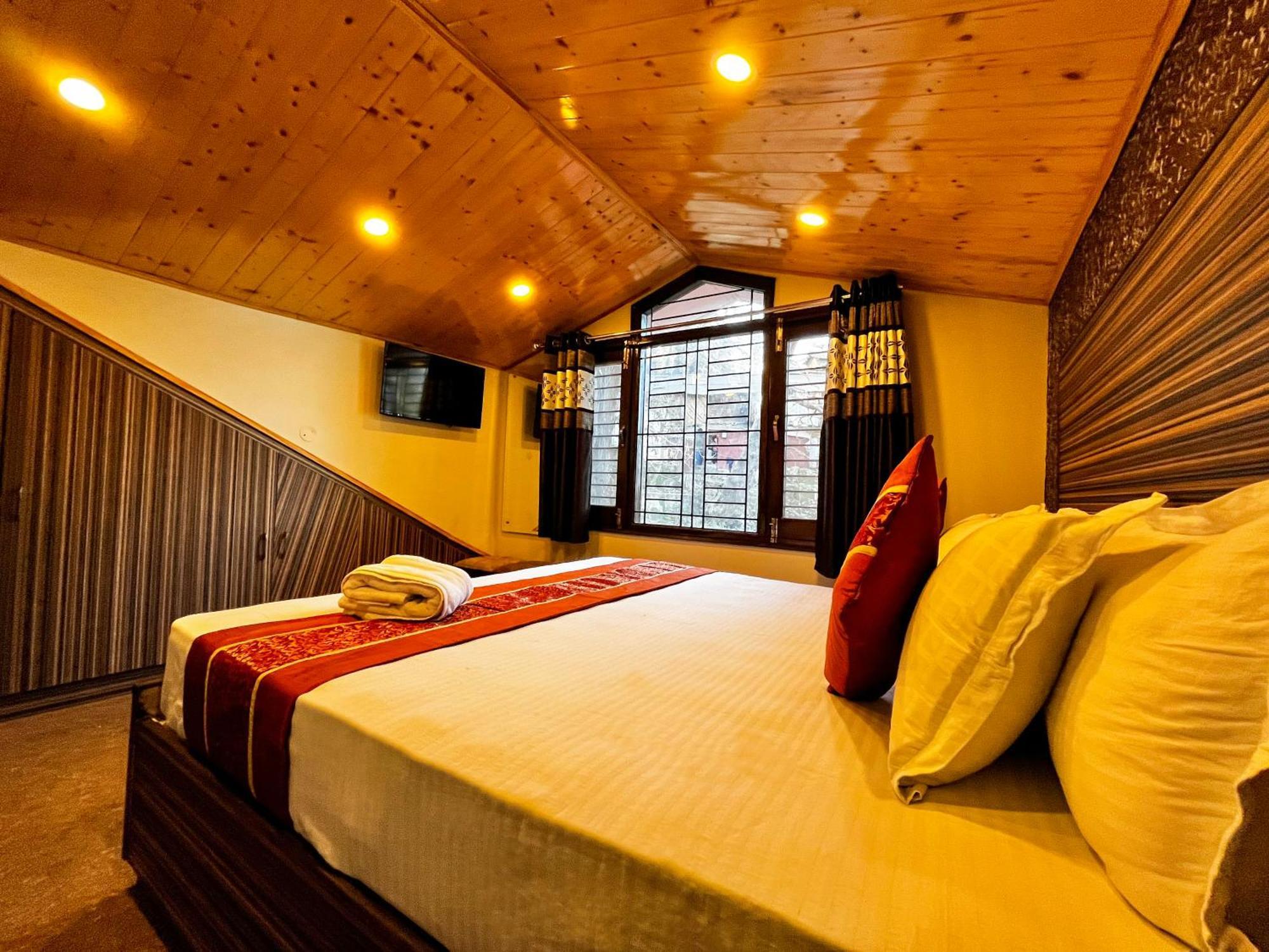 Puri'S Bnb Shimla Eksteriør billede