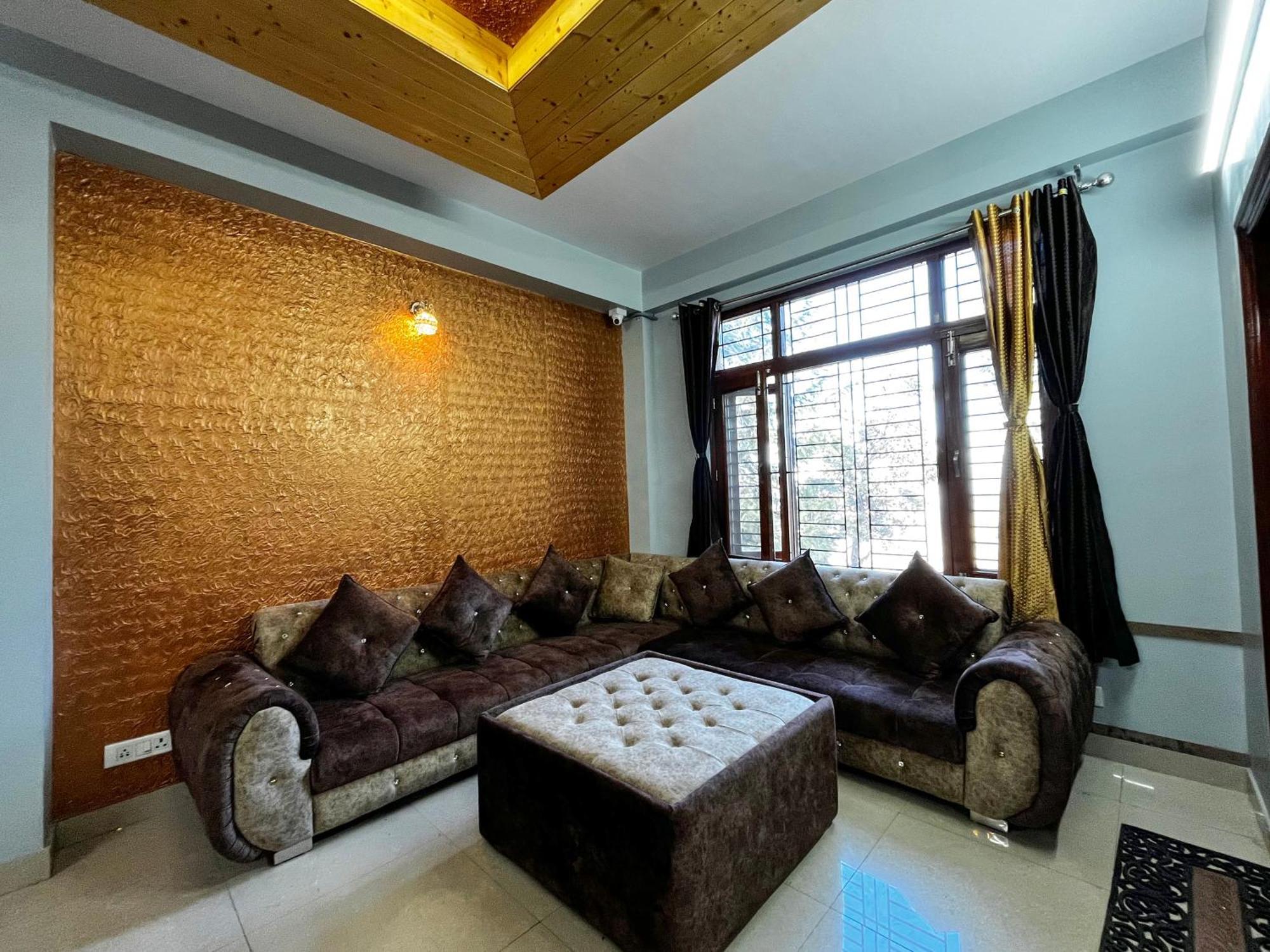 Puri'S Bnb Shimla Eksteriør billede